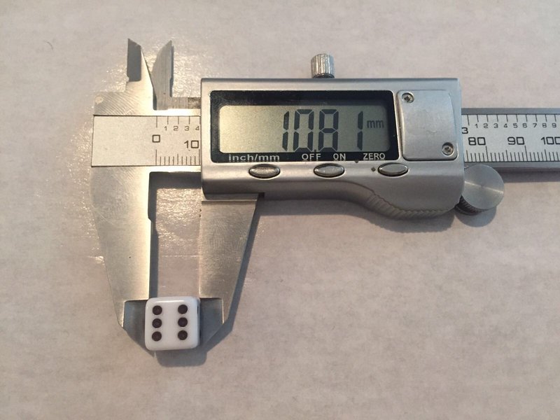 Zaruri cu telecomanda pentru barbut table