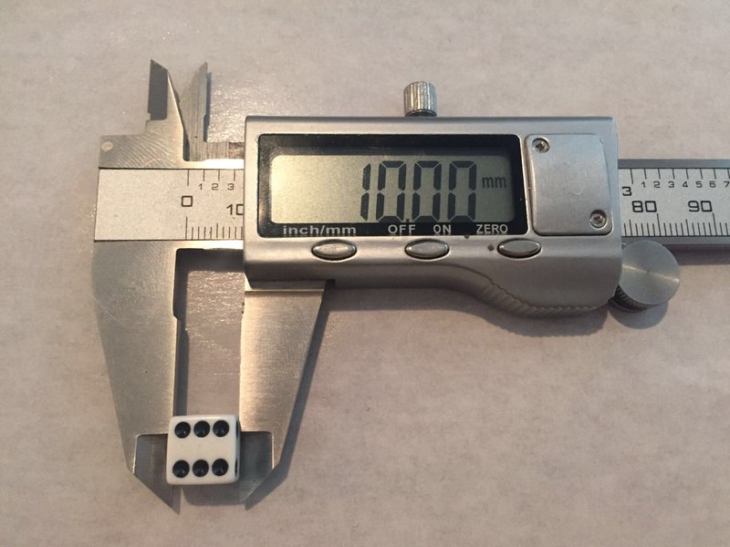 Zaruri cu telecomanda pentru barbut table