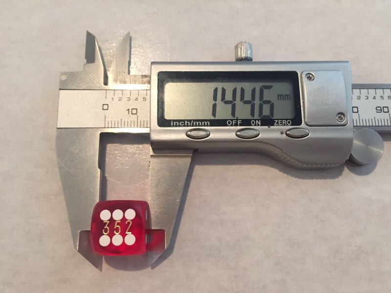 Zaruri cu telecomanda pentru barbut table